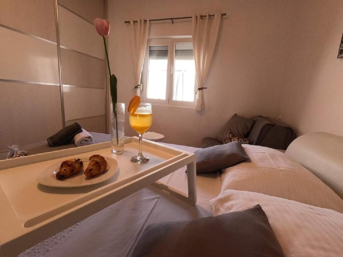 Apartman Zara Biograd Na Moru Exterior foto